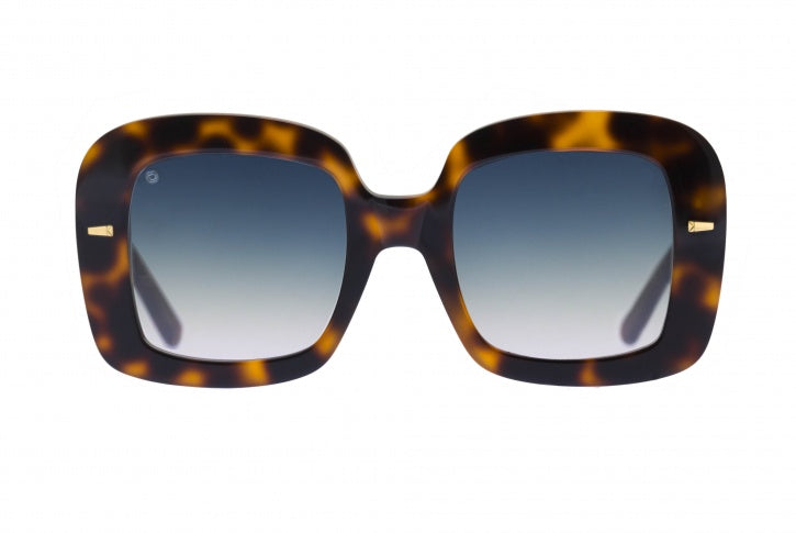 Boxy: occhiali da sole streetstyle in acetato dalla forma squadrata